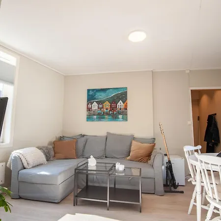 200 Meters To Bryggen In Charming Sandviken Apartment *