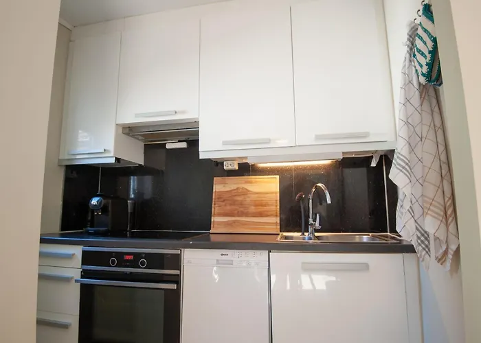 200 Meters To Bryggen In Charming Sandviken *